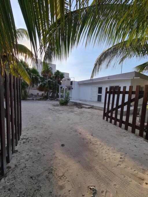 Casa Perla Marina, Pequena Casa Frente A La Playa. Lägenhet El Cuyo Exteriör bild